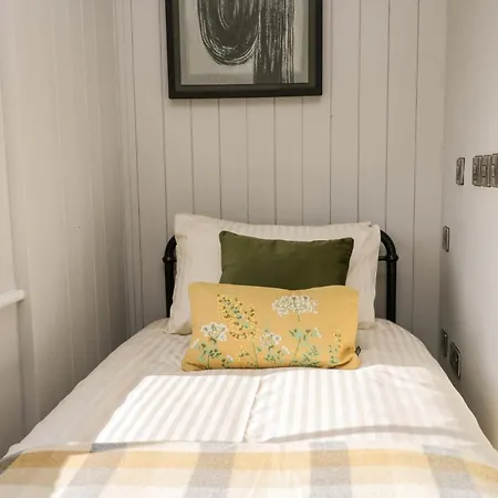 Saltern Солтберн-бай-те-Си